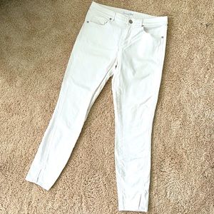 Loft • Modern Skinny jeans